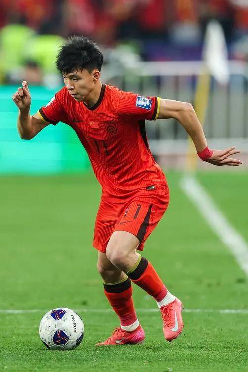 关于桑普多利亚阵容动荡，主教练或将大刀阔斧调整的信息