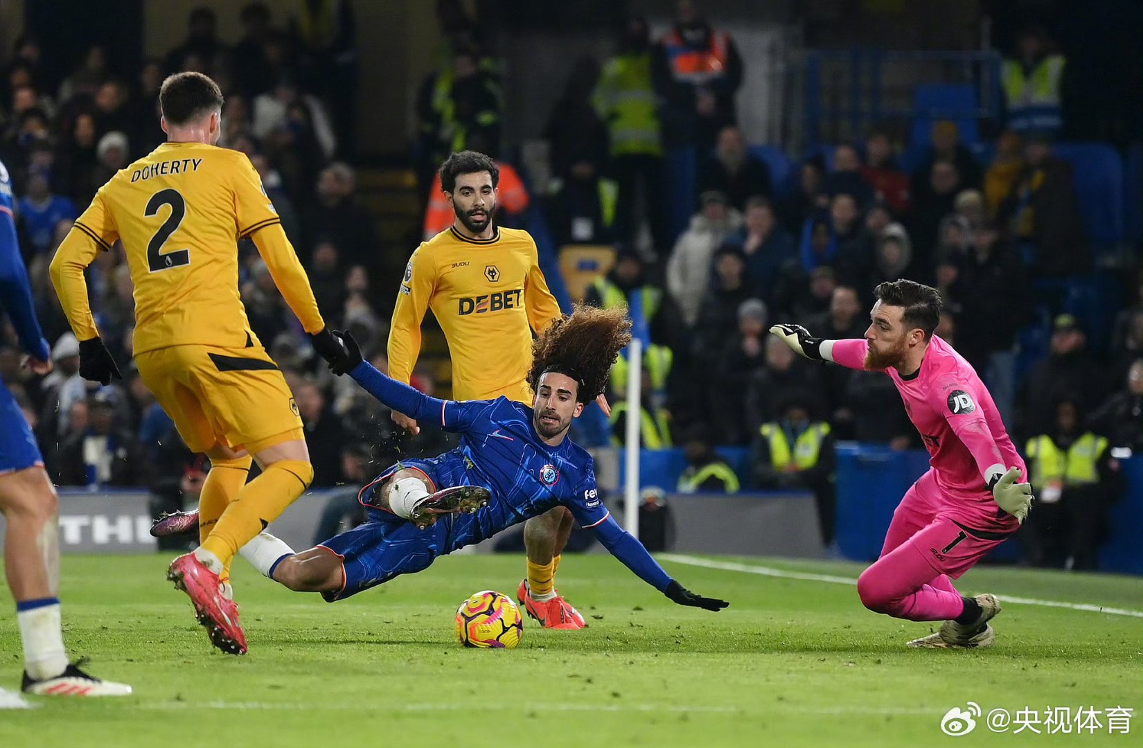 切尔西大比分战胜对手,赛季前景一片大好 切尔西大比分战胜对手,赛季前景一片大好