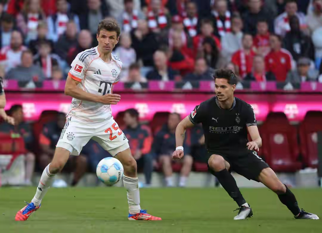 开云体育入口-门兴遭遇惨败，欧洲联赛出局令人痛心