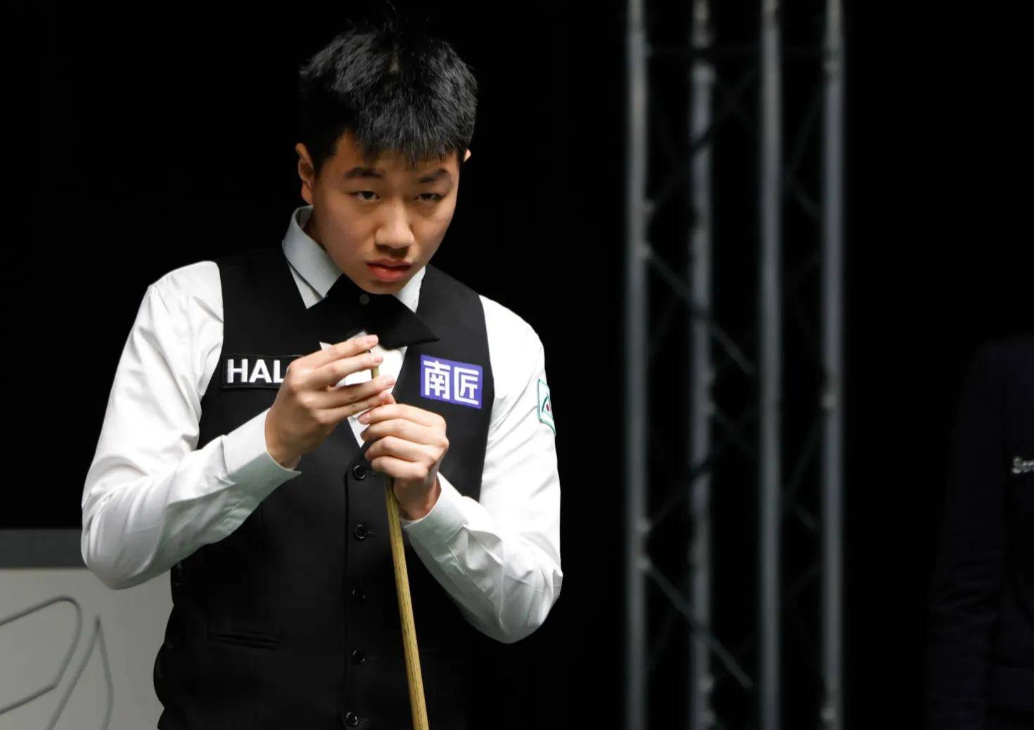 开云体育入口-大师级比赛精彩绝伦，球员技艺令人赞叹