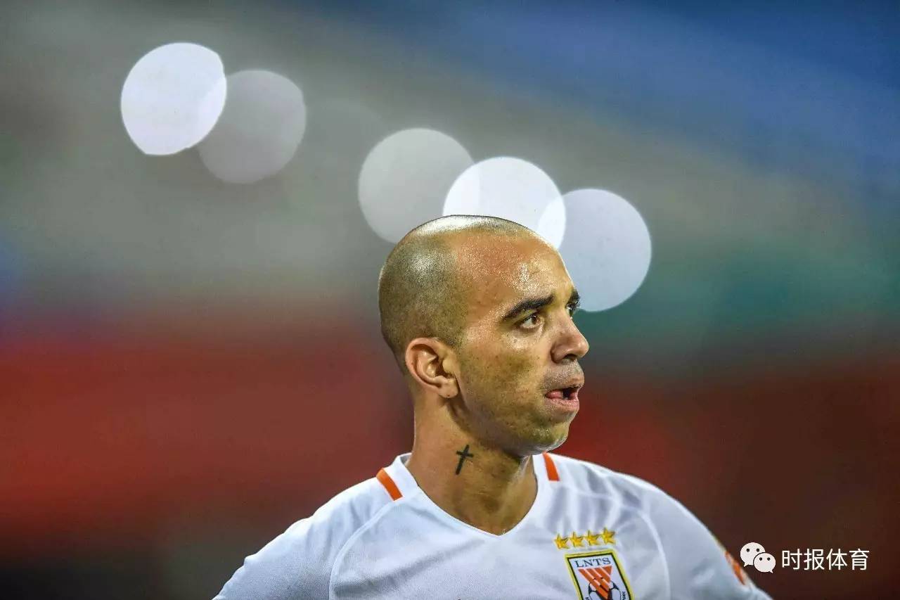 开云平台-MAD绝杀DFM，Keria关键团战开团秒人宿敌对决八强赛，留下经典瞬间的简单介绍