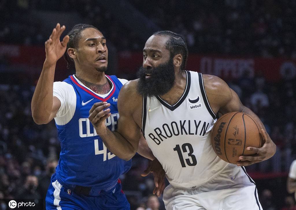 爵士客场横扫篮网,取得五连胜继续领跑西部 爵士客场横扫篮网,取得五连胜继续领跑西部