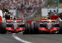 开云体育-关于威廉姆斯碾压迈凯伦，阿隆索点燃赛场的信息