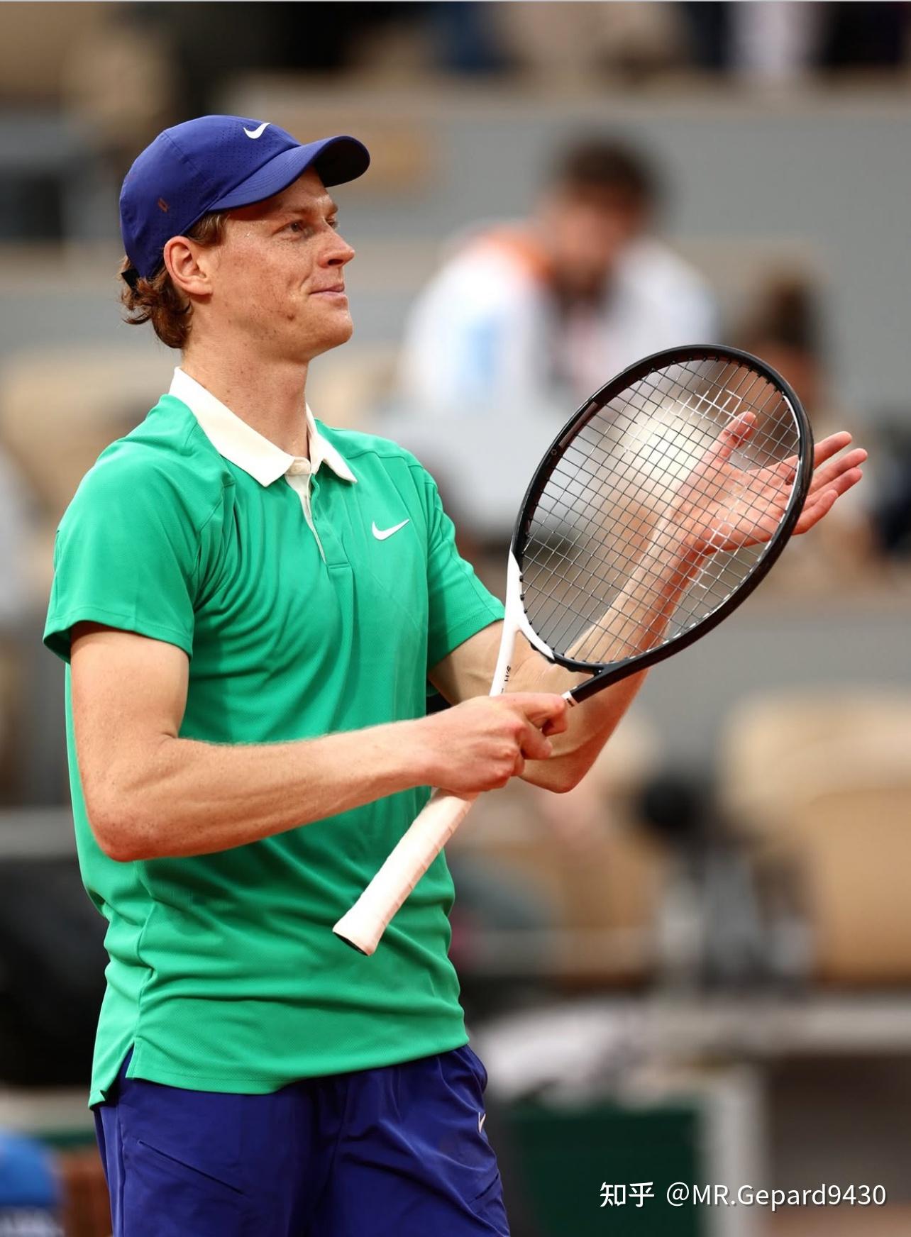 开云体育app-包含法网轻取戴维斯杯，辛纳惊艳四座的词条