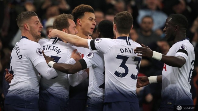 开云体育入口-包含希腊险胜切尔西，孙兴慜扛起全队的词条